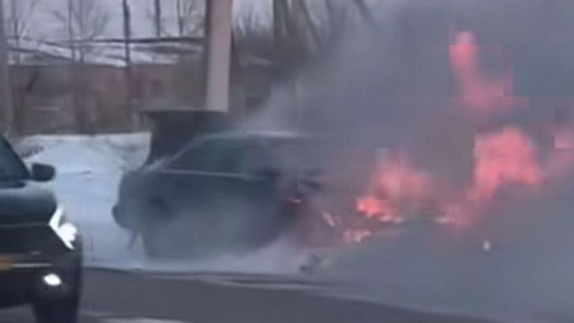 Горящее авто