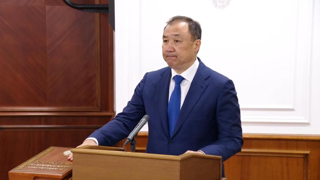 Нурлан Сауранбаев