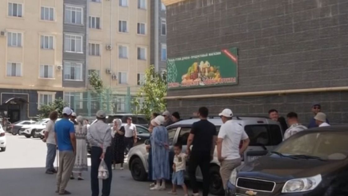 Жители ЖК собрались обсудить проблему