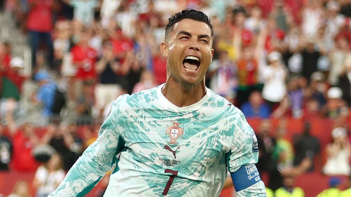 Португальский футболист Криштиану Роналду