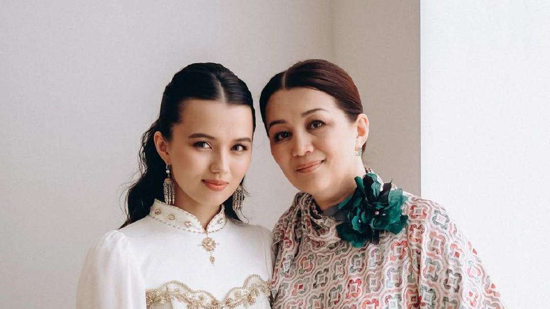 Мама и сестра Димаша Кудайбергена