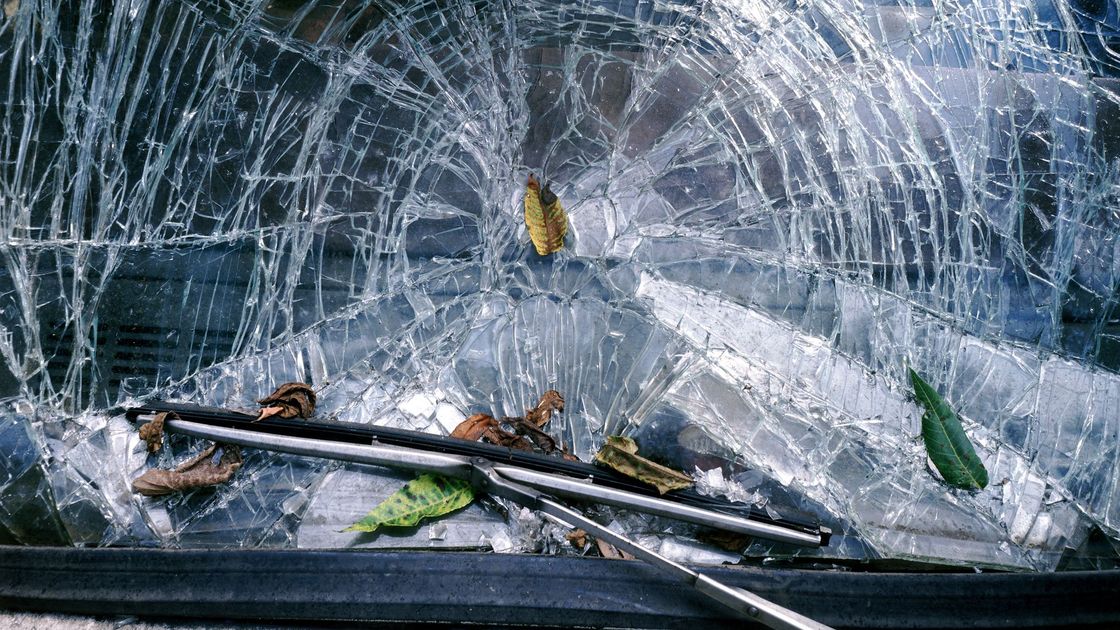 Автомобиль попал в аварию