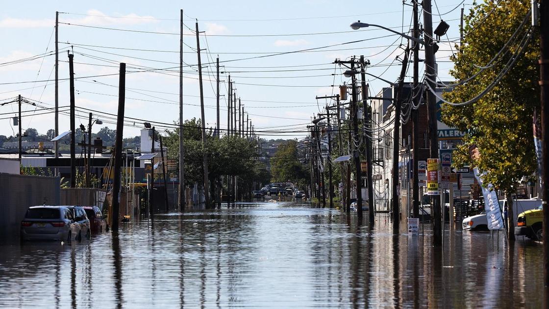 Затопленные улицы в Нью-Джерси