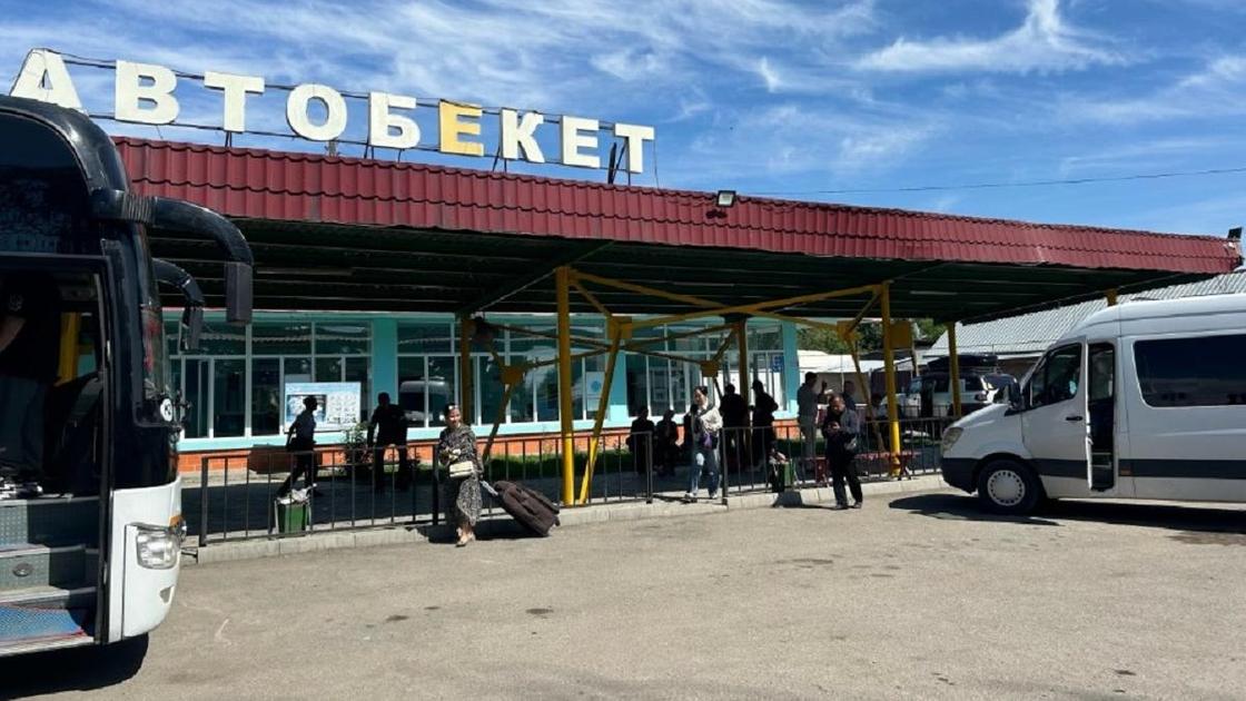 Автовокзал в Жаркенте