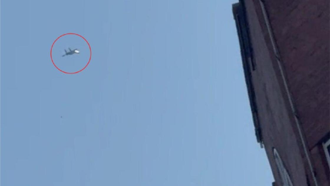 Военный самолет в Актобе