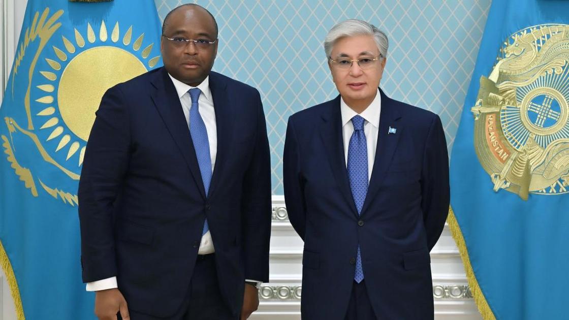 Касым-Жомарт Токаев и Патрик Мпойи Луабея