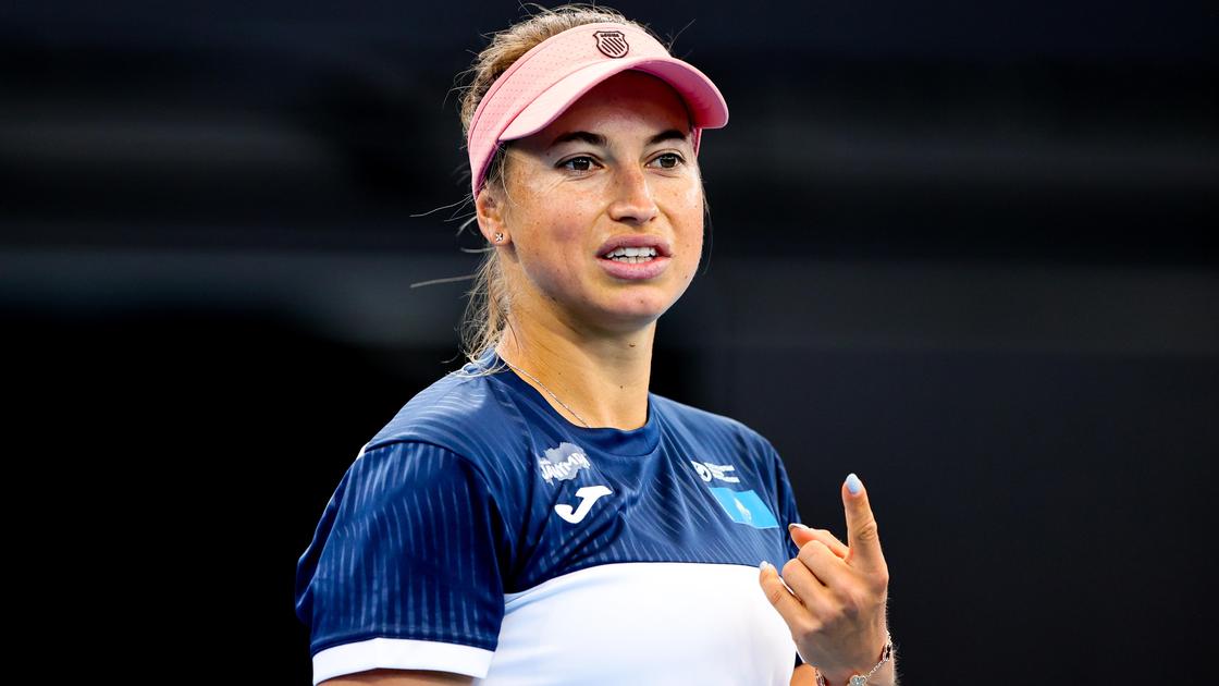 Казахстанская теннисистка Юлия Путинцева