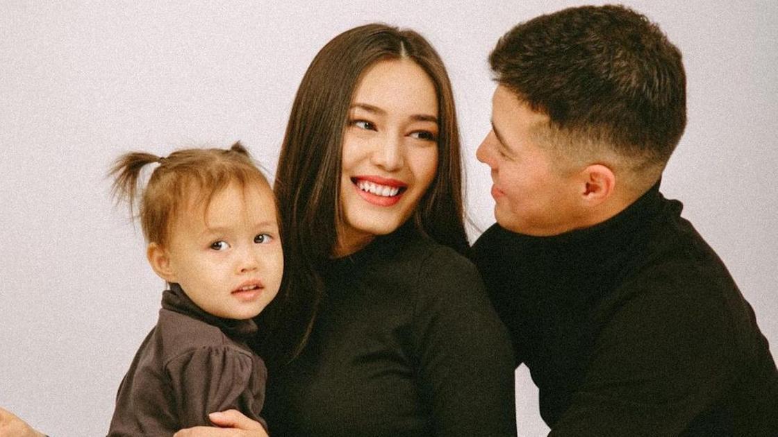 Динара Бактыбаева с семьей