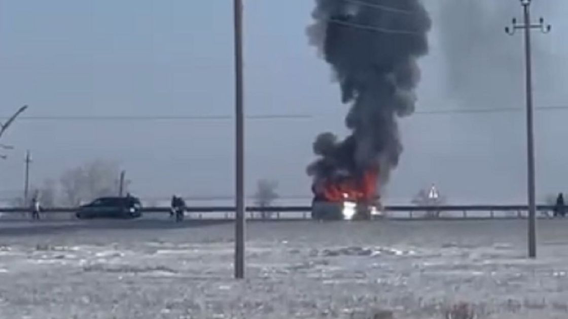 Горящий автомобиль