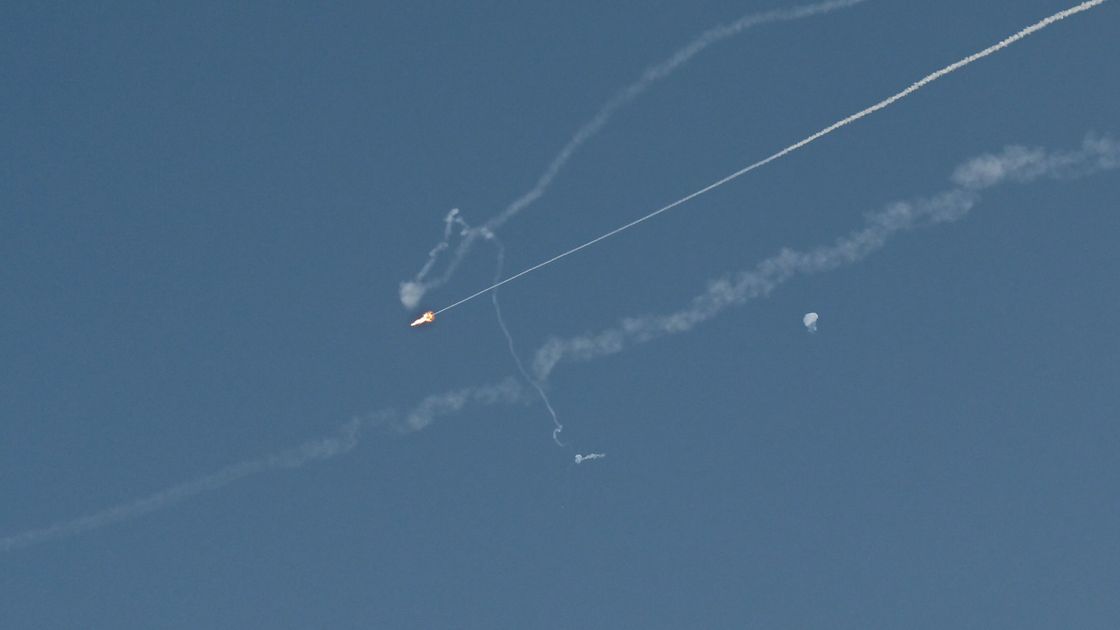 Ракета летит