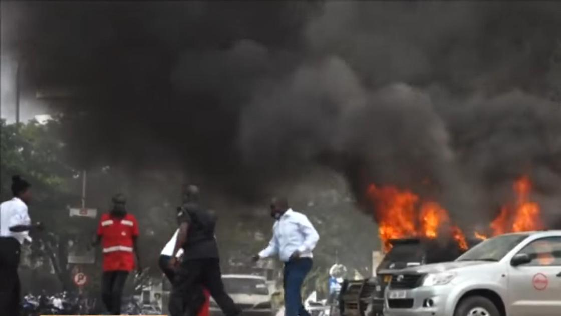 Нападение террористов-смертников на Кампалу