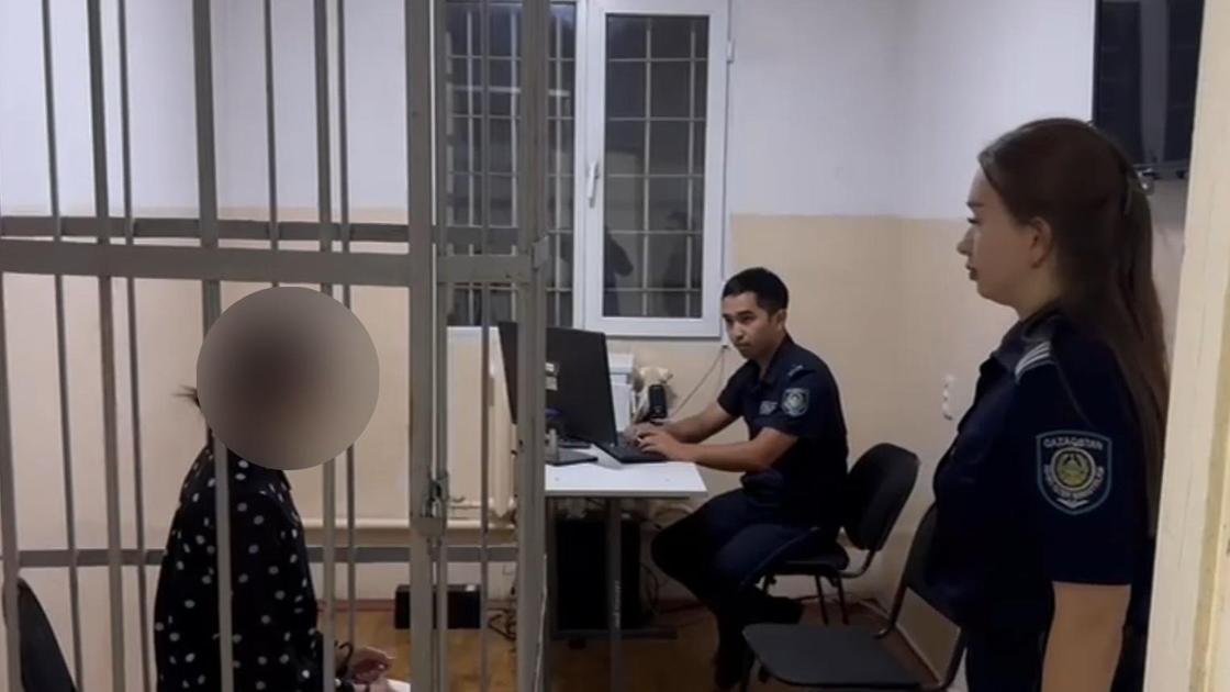 Изнасилование девочки расследуют в Алматинской области