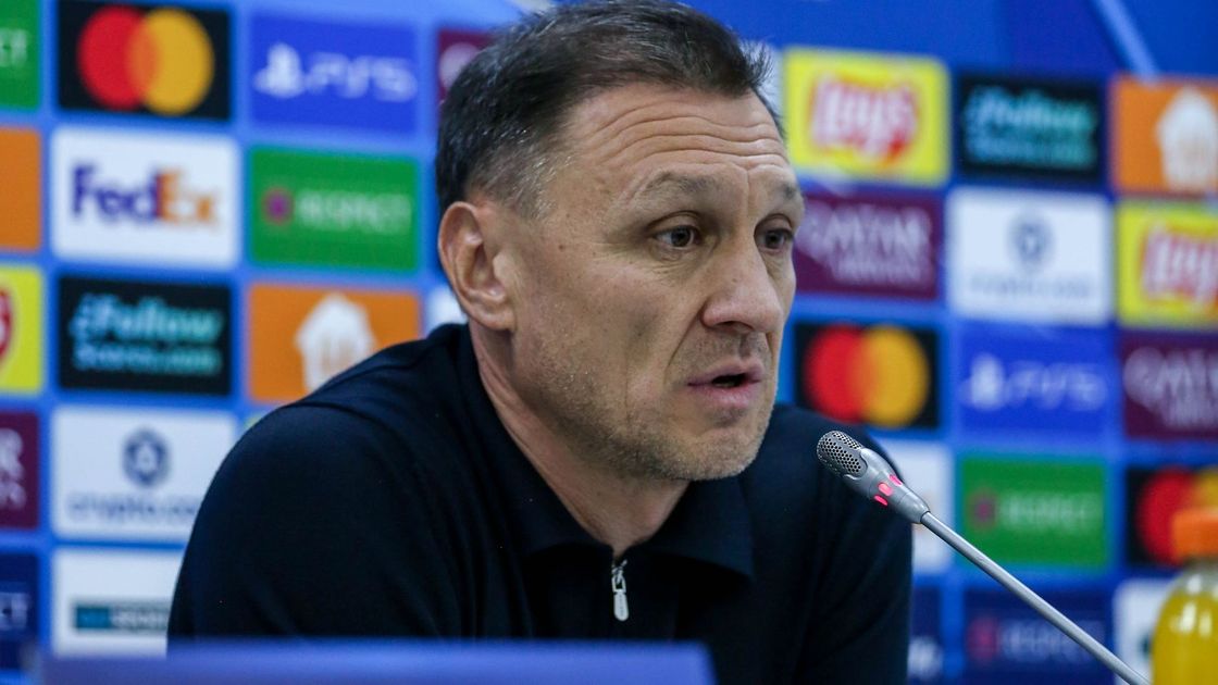 Казахстанский футбольный тренер Рафаэль Уразбахтин