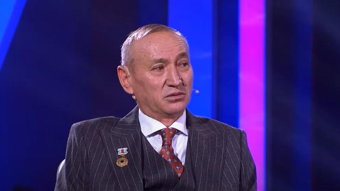 Айтақын Бұлғақов эфирде қонақта Айтақын Бұлғақов эфирде қонақта
