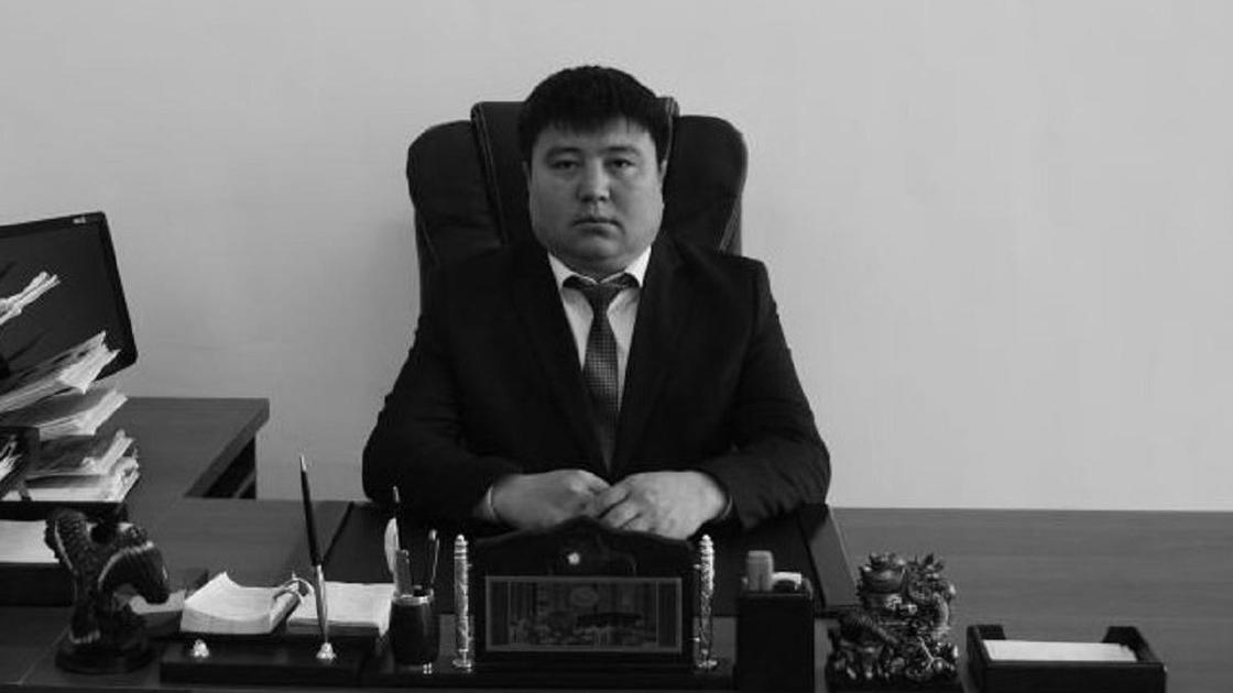 Ернар Махамбетов