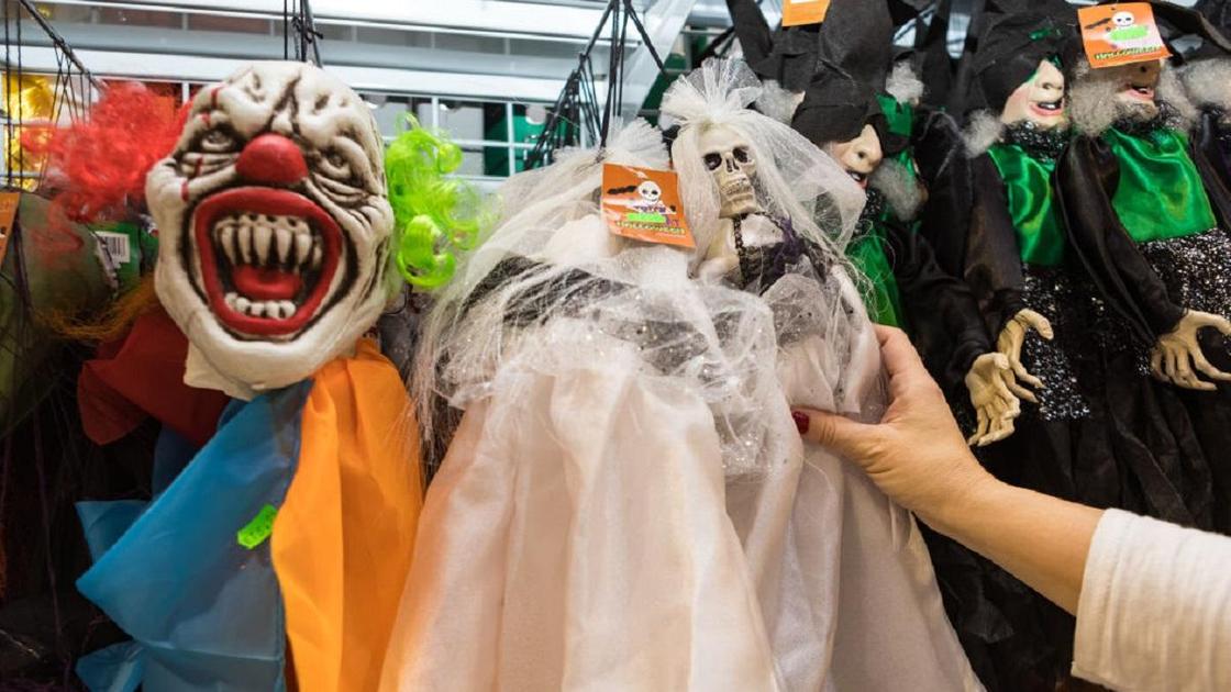 Страшные куклы и маски для Хэллоуина