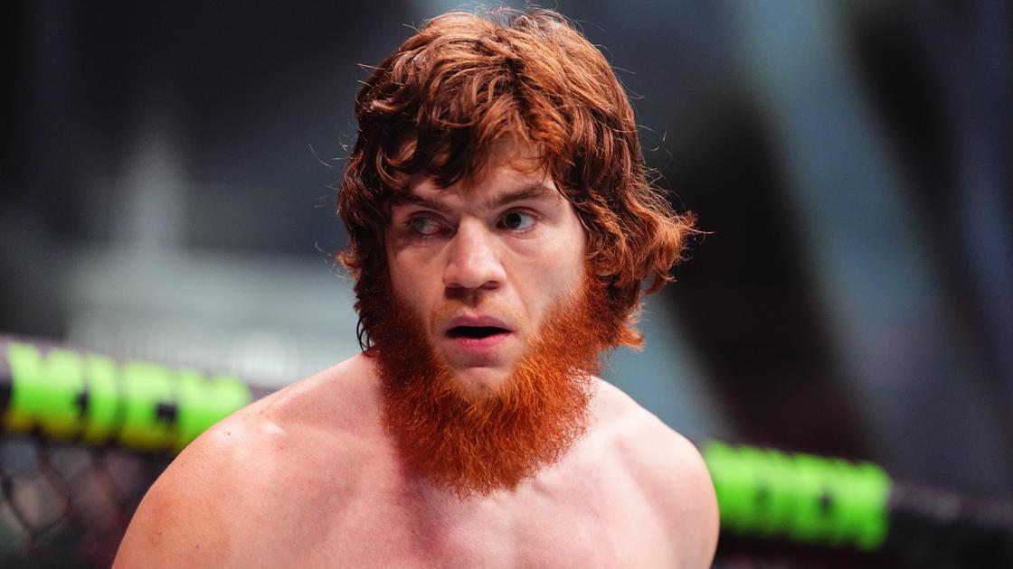 Российский боец ММА Шарабутдин Магомедов (Шара Буллет)