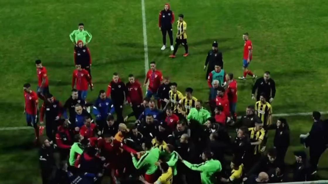 Потасовка после матча