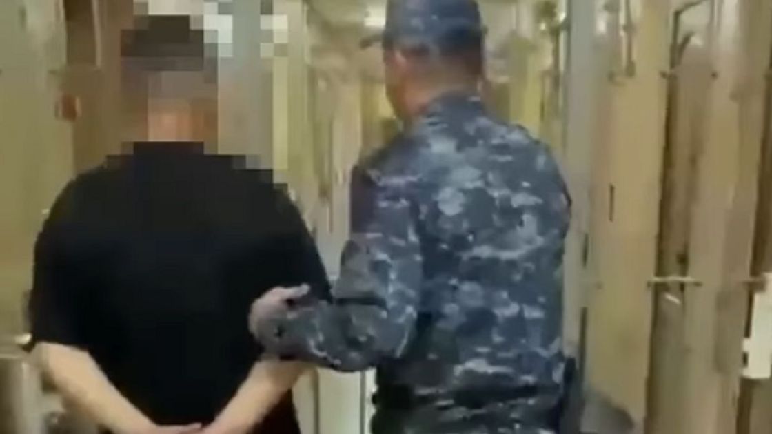 Нарушитель