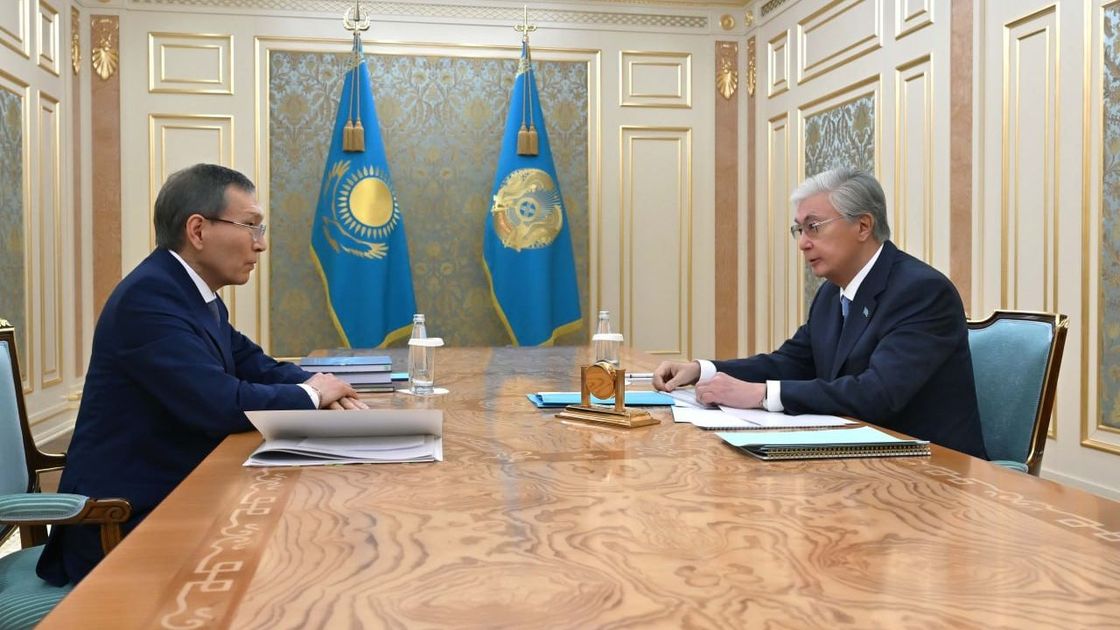 Касым-Жомарт Токаев и Нурлан Абдиров