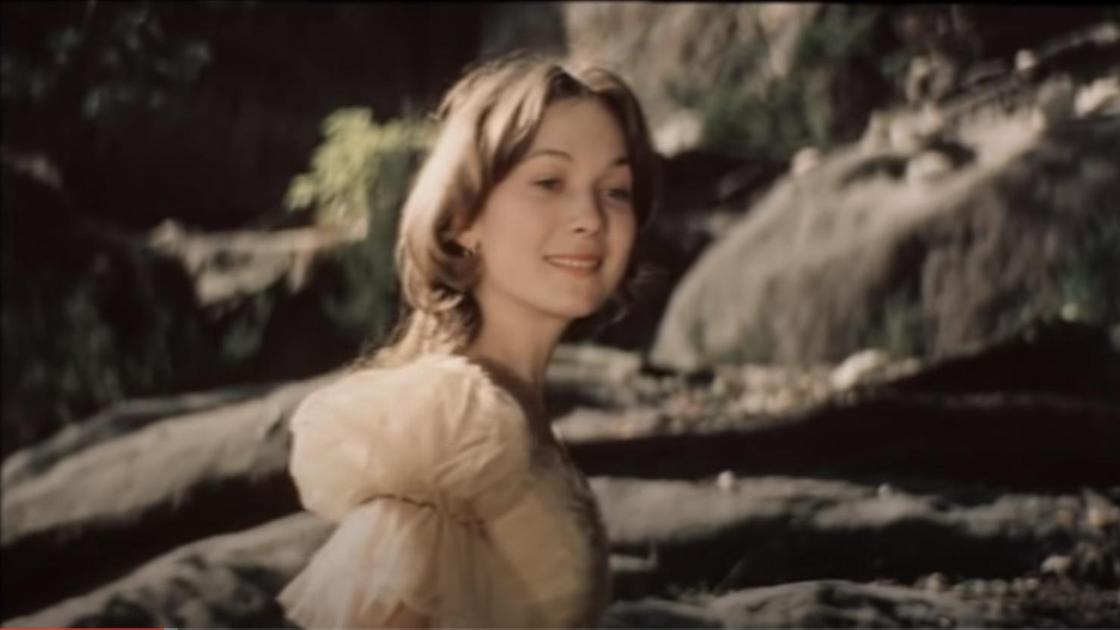 Кадр из фильма «Ася»