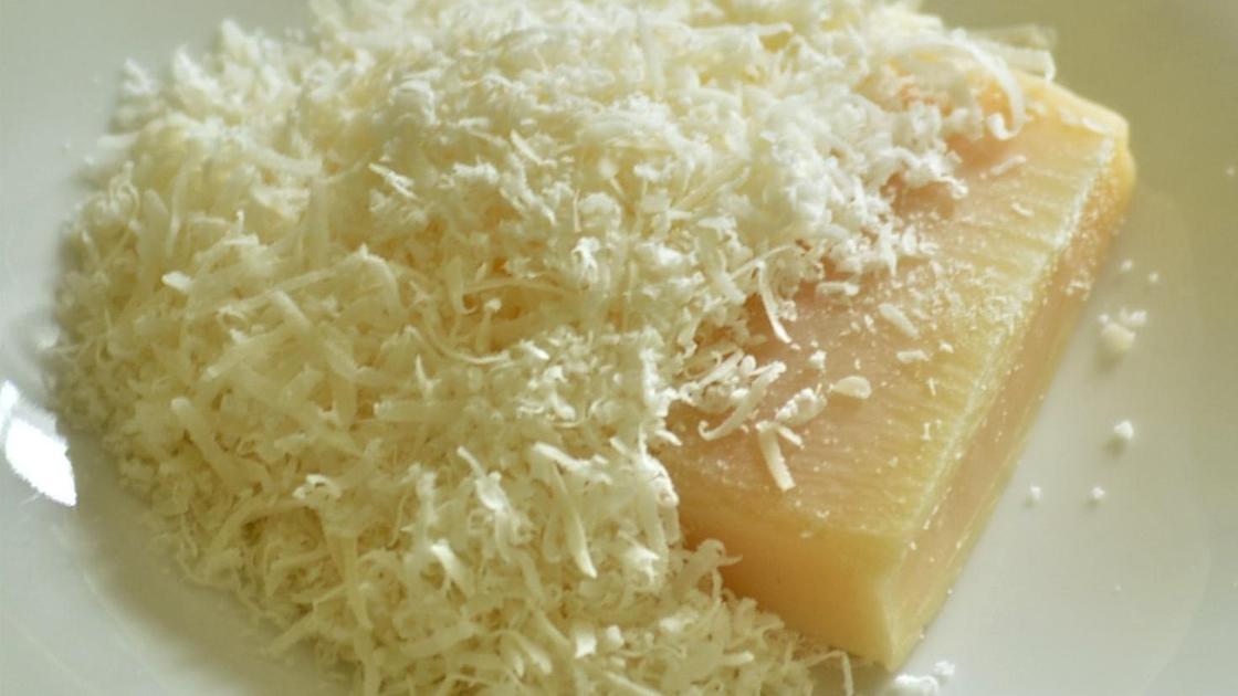 Сыр для салата натерт