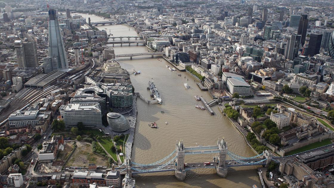 Вид на реку Темзу в Лондоне