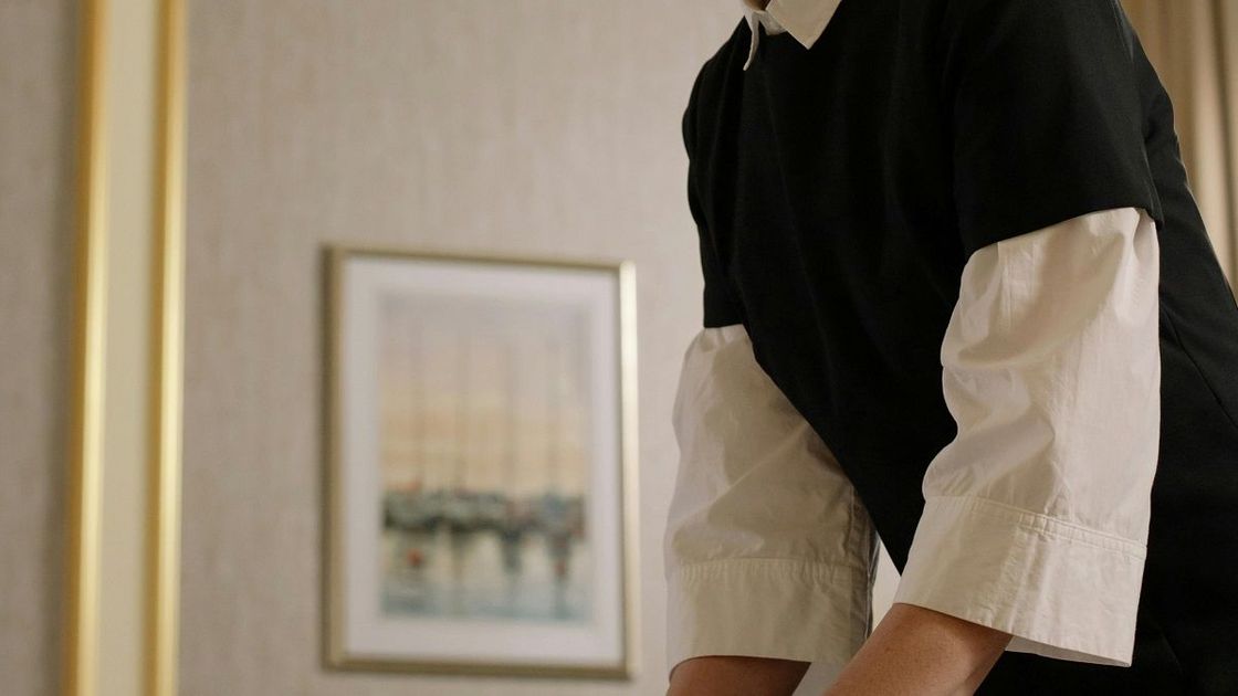 Сотрудница отеля