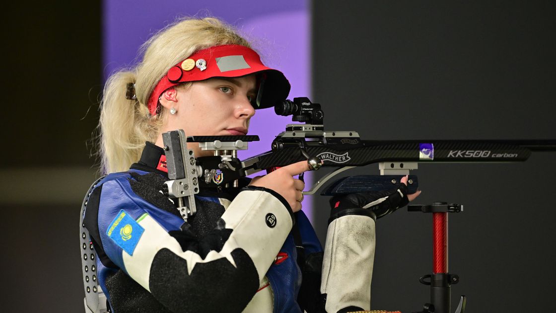Казахстанский стрелок Арина Малиновская