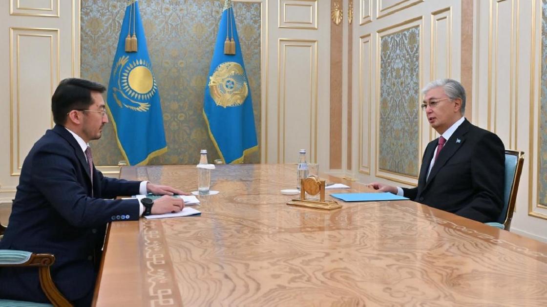 Касым-Жомарт Токаев и Жаслан Мадиев