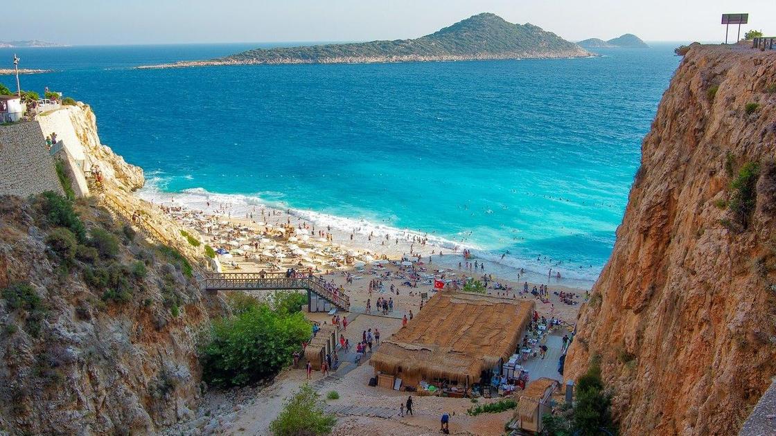 Пляж Капутас-Бич на юго-западе Турции