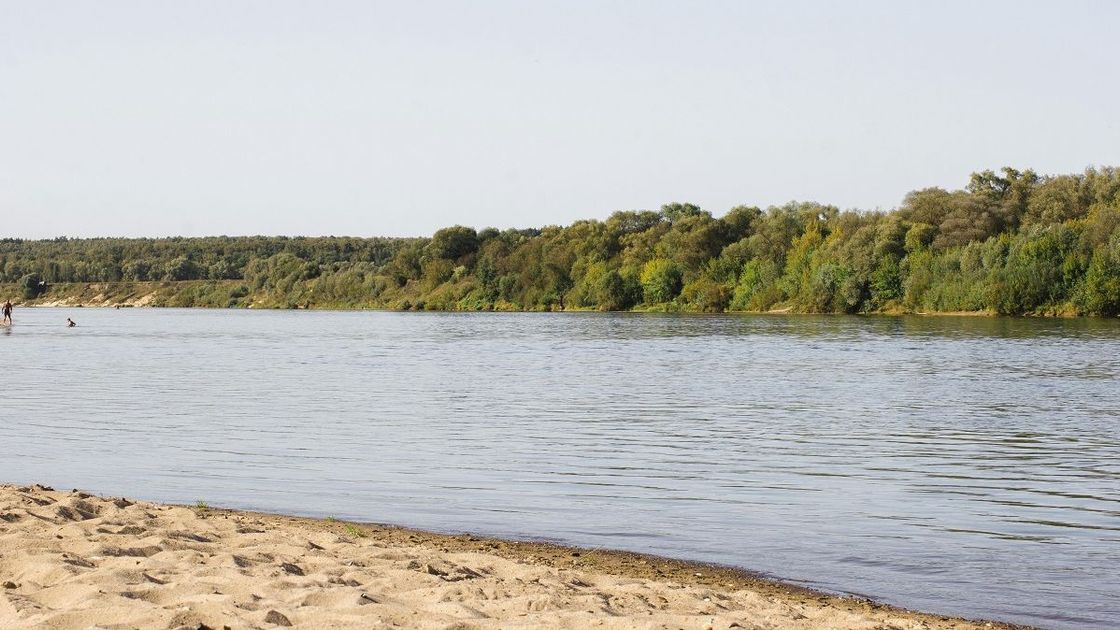 Река