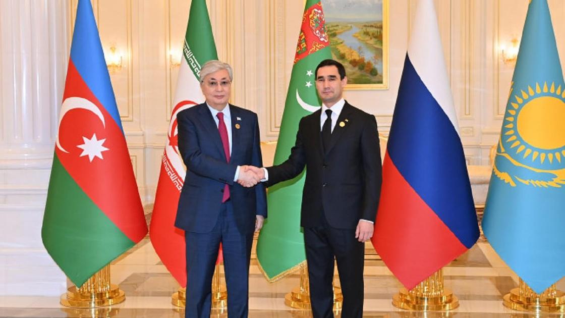 Қасым-Жомарт Тоқаев пен Сердар Бердімұхамедов Қасым-Жомарт Тоқаев пен Сердар Бердімұхамедов