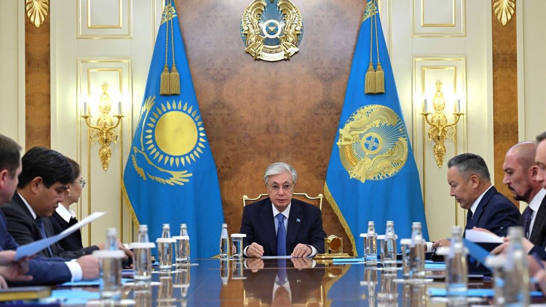 Қауіпсіздік кеңесі аппаратының алғашқы кеңесі