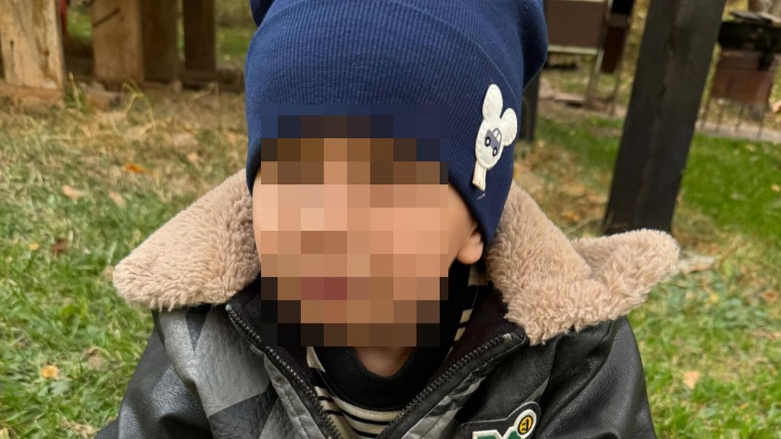 Алан на улице