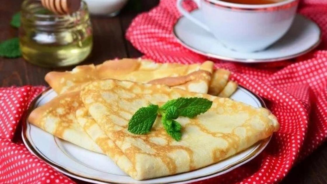 Блины с минералкой рецепт с молоком и яйцом