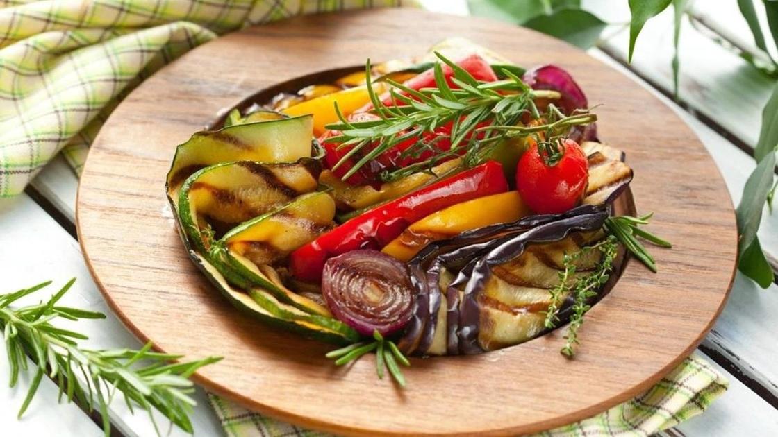 Овощи в духовке: диетический рецепт