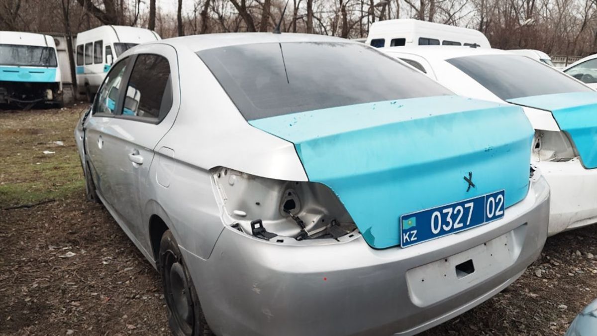 полиция көлігі
