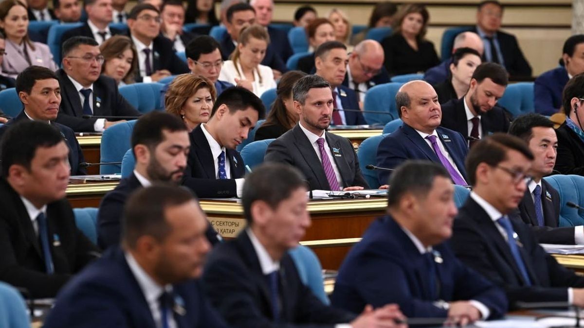 Құрылтай депутаттары
