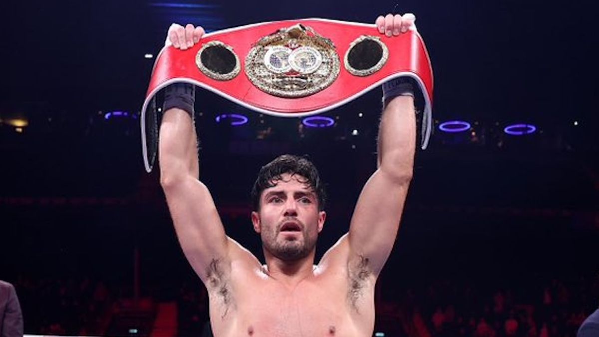 Английский боксер Джош Келли