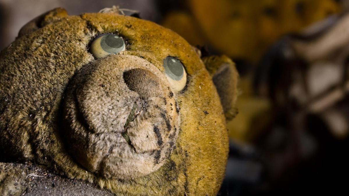 Обгоревшая игрушка