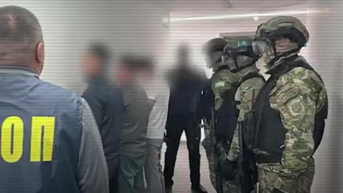 Задержание подозреваемых Задержание подозреваемых
