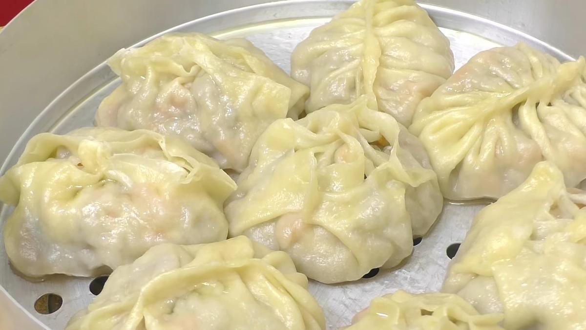 Манты с тыквой в чаше мантоварки