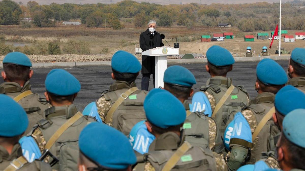 Токаев выступил перед миротворцами