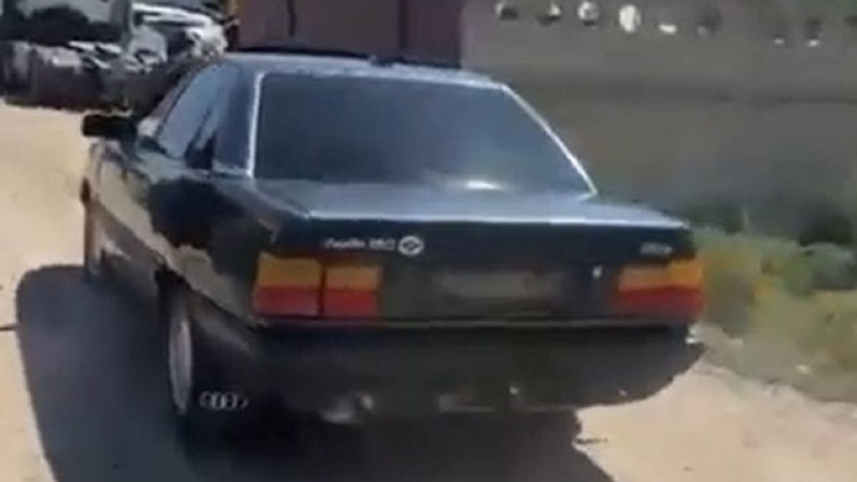 Автомобиль