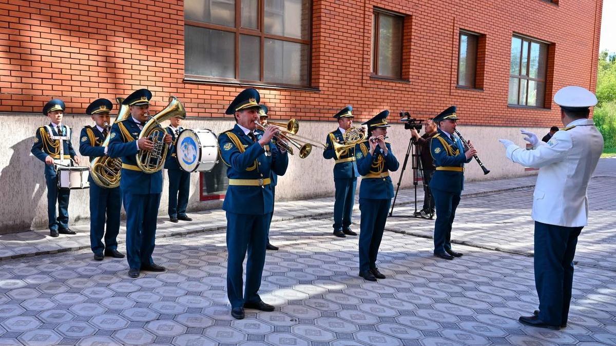 В Семее поздравили ветеранов с Днем Победы В Семее поздравили ветеранов с Днем Победы