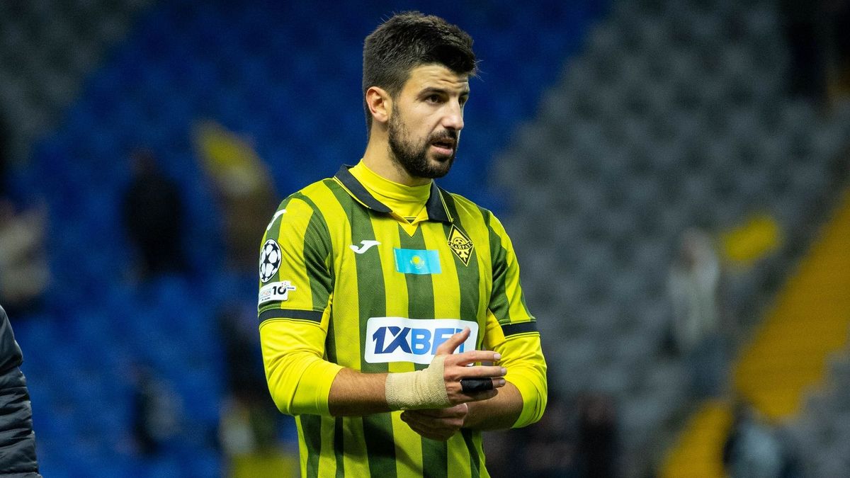 Белорусский футболист Валерий Громыко