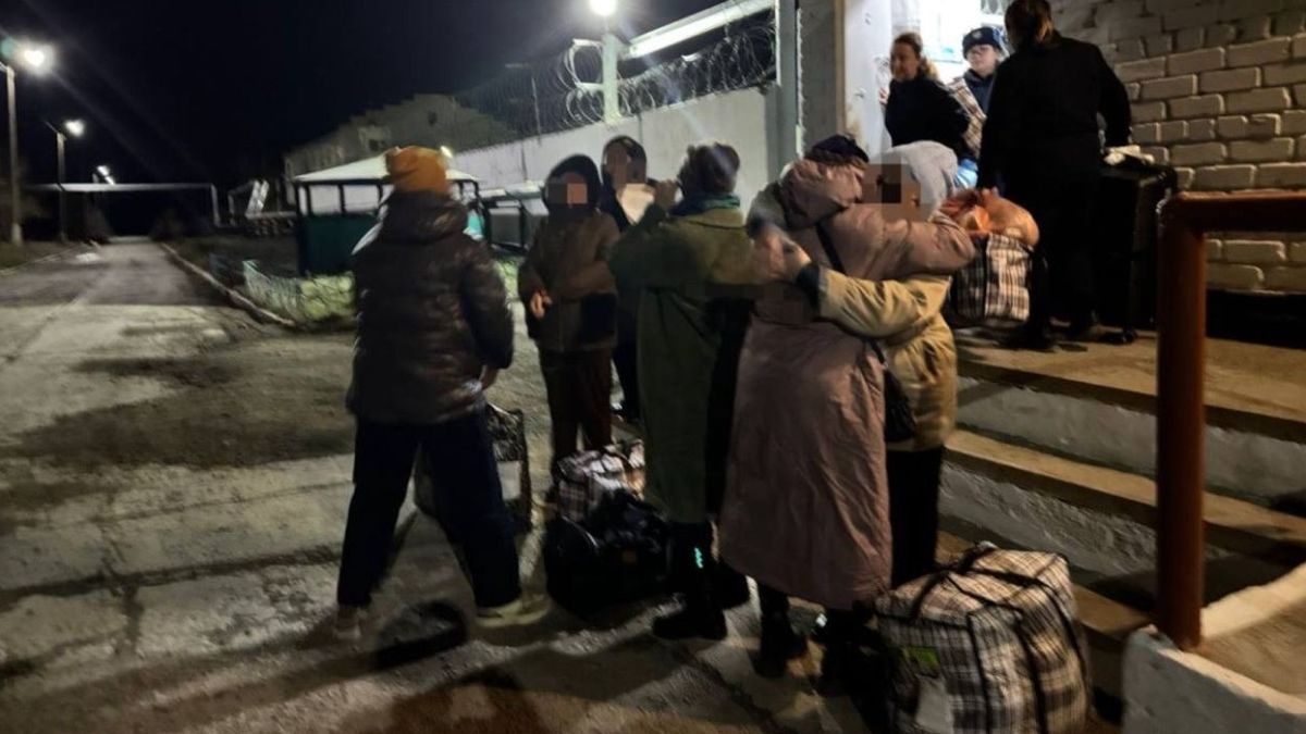 Осужденных казахстанок освободили в области Абай