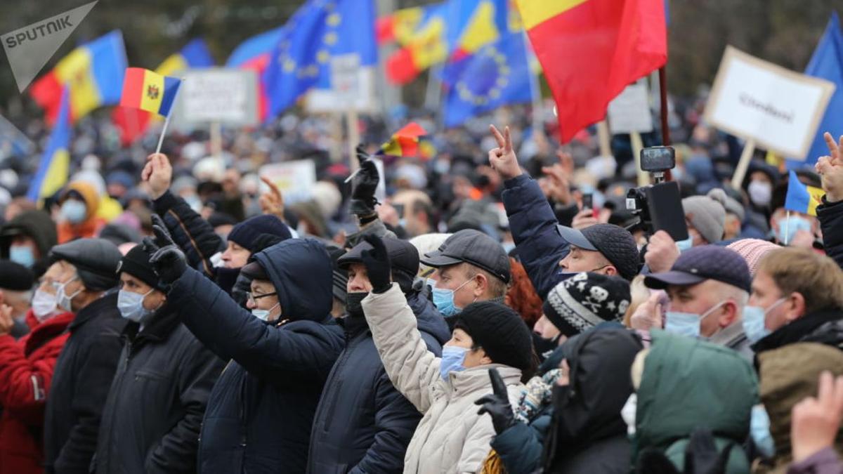 Новый президент Молдовы организовала митинг в центре Кишинева 