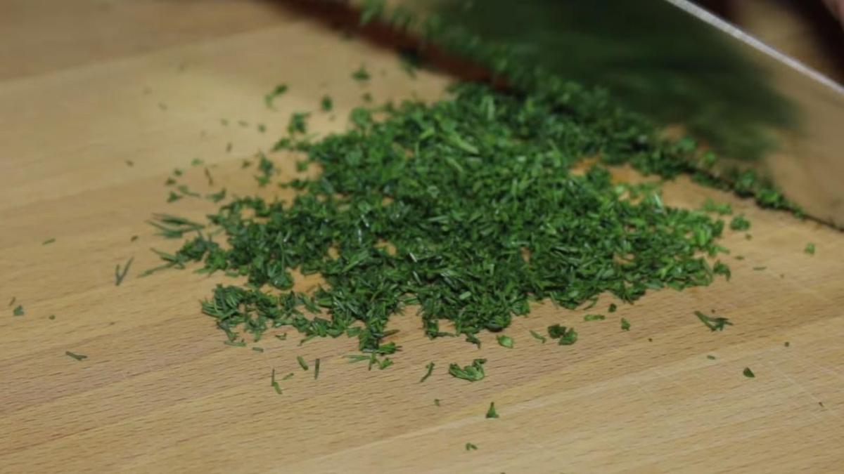 Нарезка укропа